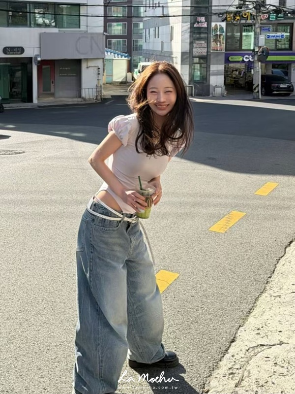 連體衣設計澎袖圓領上衣